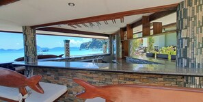 Café da manhã completo todos os dias (PHP 250 por pessoa)