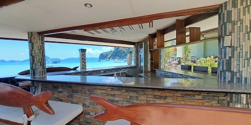 Morning Walsh Resort El Nido