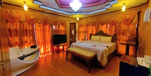 Honeymoon Suite | Desk, free WiFi, bed sheets - Morning Walsh Resort El Nido (El Nido)