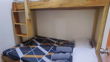 Tweepersoonskamer, gedeelde badkamer | Gratis wifi, beddengoed