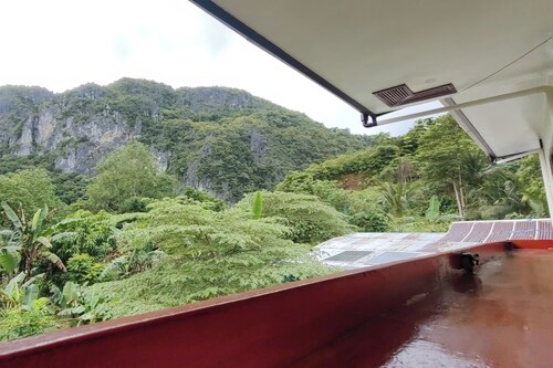 Summer Wind Pension House El Nido