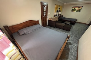 Chambre Deluxe | Bureau, accĂšs au Wi-Fi (inclus), literie fournie