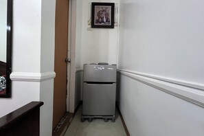 Bathroom - Kakay Beach Resort (Olongapo)