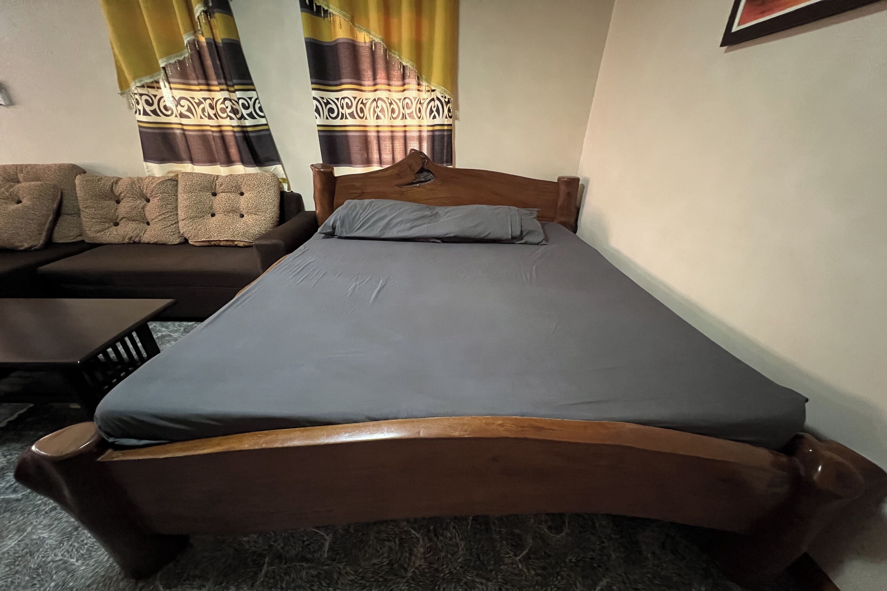 Deluxe Room | Desk, free WiFi, bed sheets