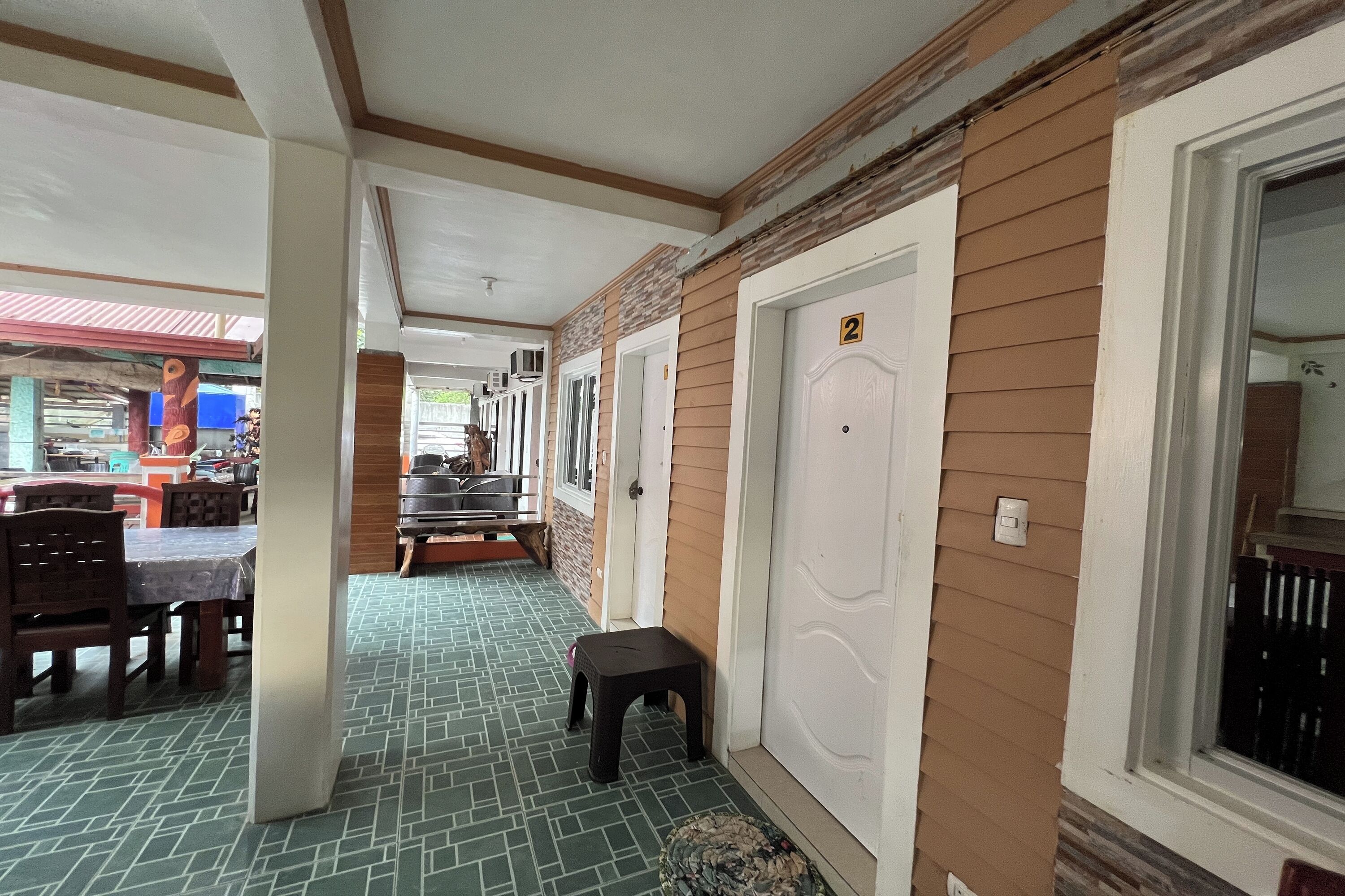 Family Room | Desk, free WiFi, bed sheets