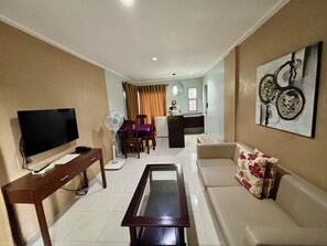 Villa | Schreibtisch, kostenloses WLAN, Bettwäsche