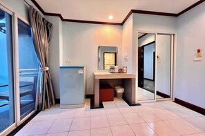 Chambre Supérieure | Bureau, rideaux occultants, Wi-Fi gratuit, draps fournis