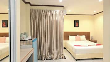 Superior Room | Desk, blackout curtains, free WiFi, bed sheets