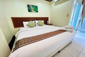 Superior Room | Desk, blackout drapes, free WiFi, bed sheets