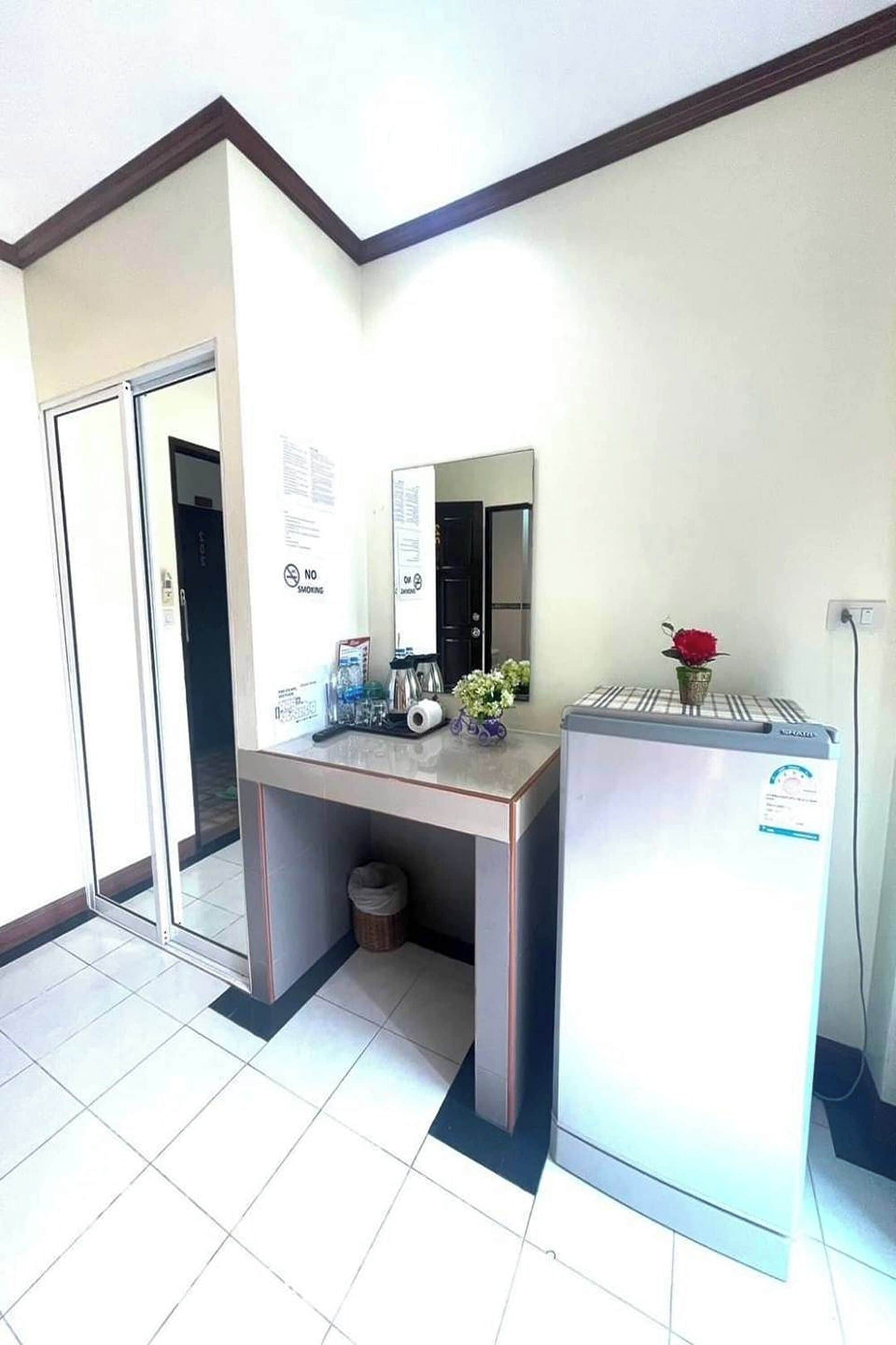 Chambre Supérieure | Bureau, rideaux occultants, Wi-Fi gratuit, draps fournis