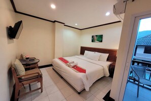 슈피리어룸 | 책상, 암막 커튼, 무료 WiFi, 침대 시트