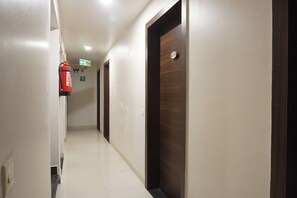Interior - Executive Hotel Pearl Inn (Pune)