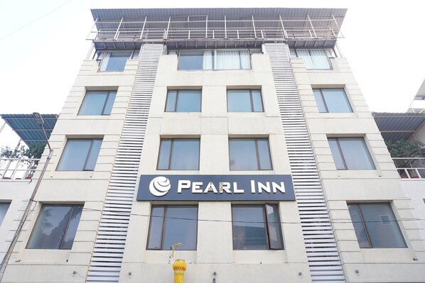 Exterior - Executive Hotel Pearl Inn (Pune)