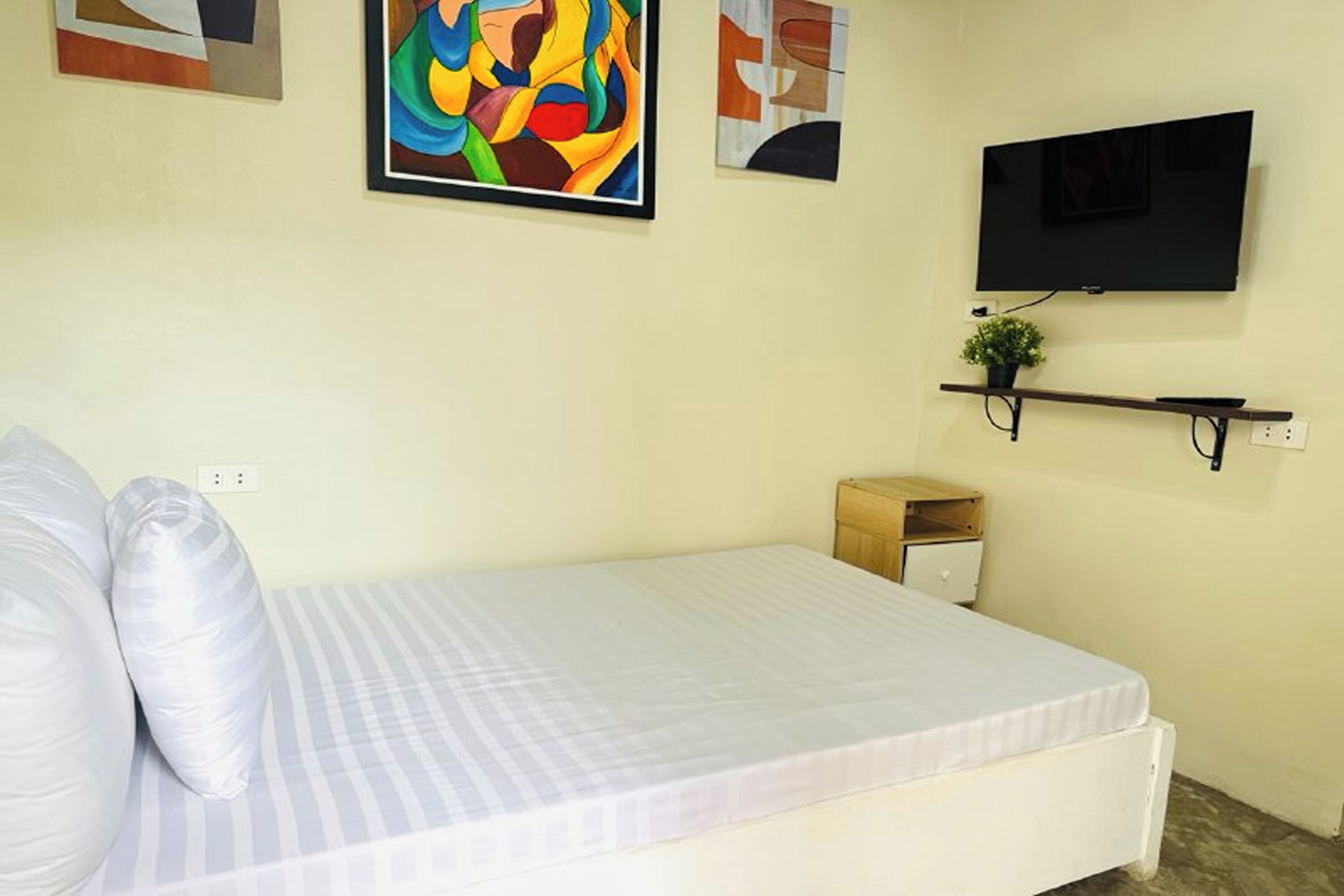 Suite | Kostenloses WLAN, Bettwäsche