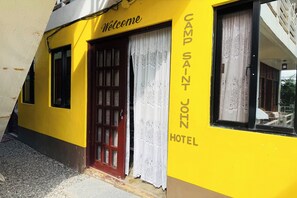 Reception - Camp Saint John Hotel La Union (San Juan)