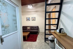 스위트 | 무료 WiFi, 침대 시트