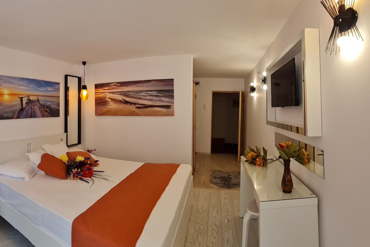 Tallelokero huoneessa, ilmainen Wi-Fi