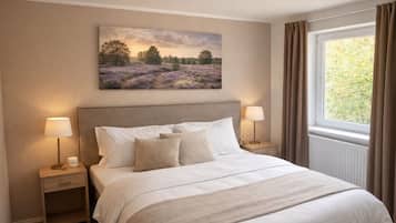 Doppelzimmer | Schreibtisch, laptopgeeigneter Arbeitsplatz, kostenloses WLAN