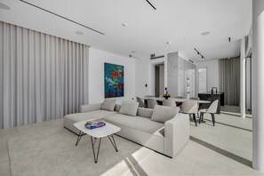 Älytelevisio, takka, videopelejä