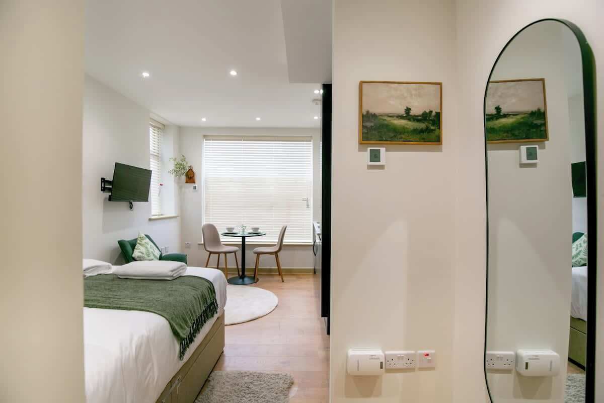 1 bedroom, iron/ironing board, WiFi, bed sheets