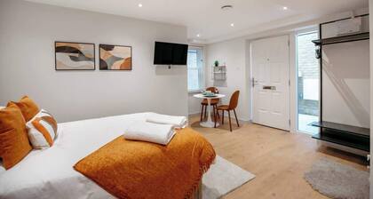 Lindenstone | Ground Floor Accessible Studio