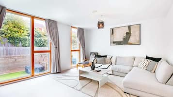 Télévision, espaces bureaux