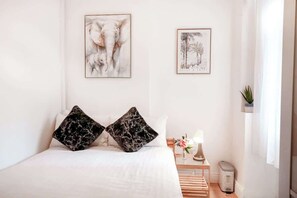 1 Schlafzimmer, Bügeleisen/Bügelbrett, kostenloses WLAN, Bettwäsche