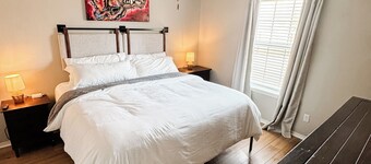 3 KING BEDS Furr-Friendly Fayetteville Retreat