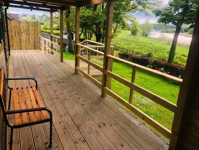 Riverside Cabin | Cavan Lakes | Fishing | Pet Friendly