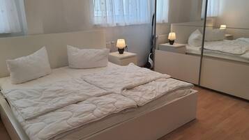 2 bedrooms, WiFi, bed sheets