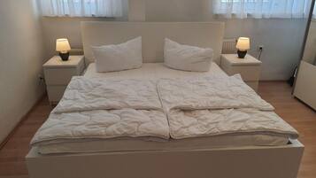 2 bedrooms, WiFi, bed sheets