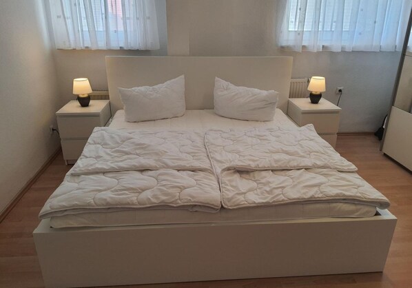 2 bedrooms, WiFi, bed sheets