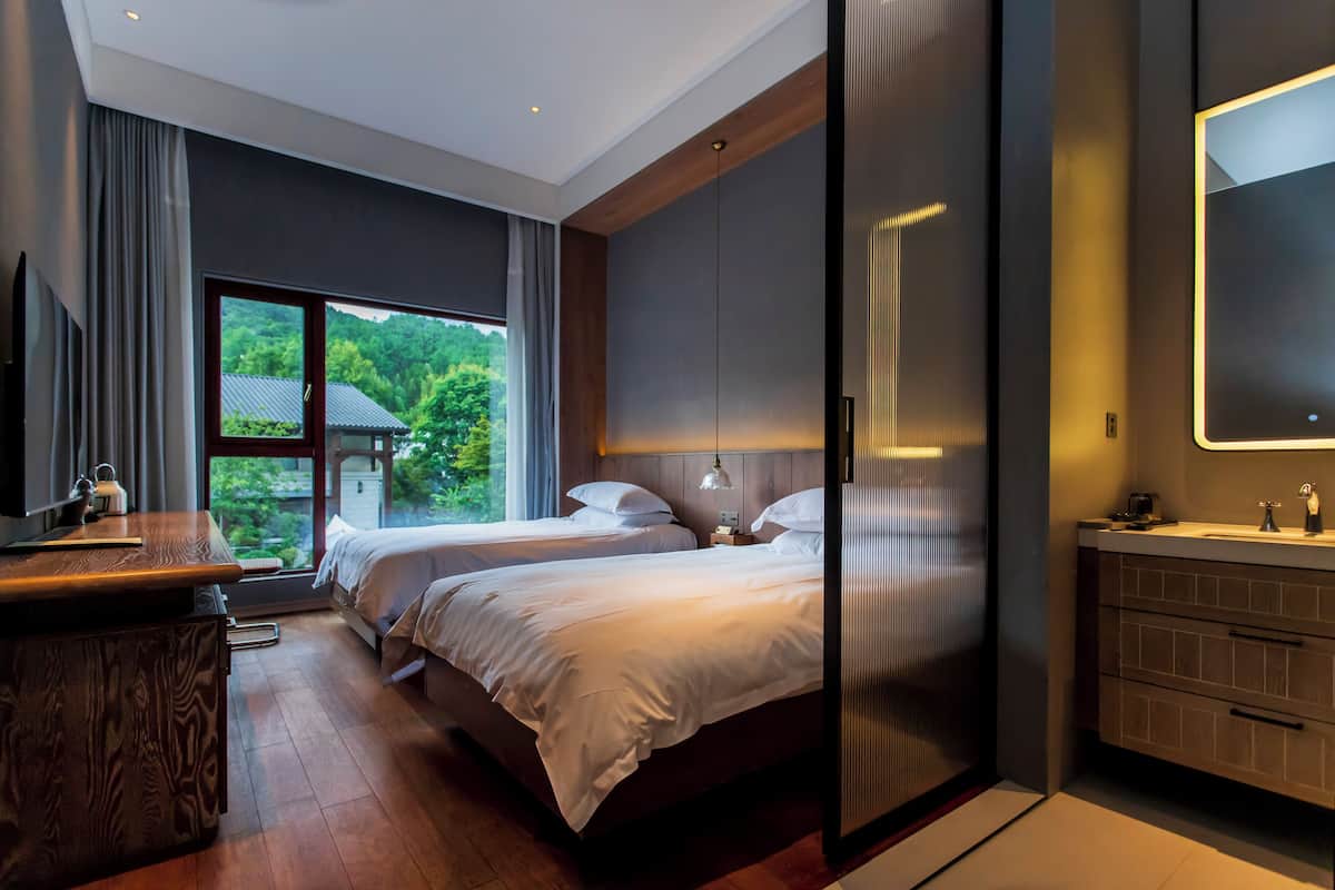 Classic-Doppel- oder -Zweibettzimmer, Blick auf den Innenhof