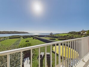 Property grounds - Facing the Sea – House for 8 with Garden (Arzon)