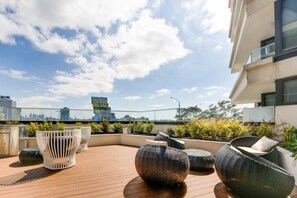 屋外ダイニングエリア