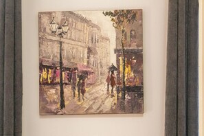 شقة بتجهيزات أساسية | مكواة/لوح كي وواي فاي مجانًا