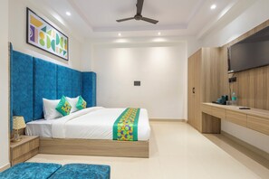 Doppia Deluxe | Una scrivania, ferro/asse da stiro