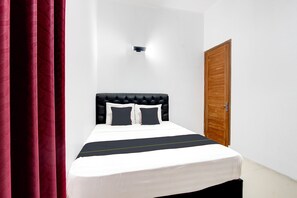 스탠다드룸 | 무료 WiFi, 침대 시트