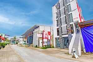 Exterior - OYO 94929 Penginapan Kalijaga Syariah (Dieng Kulon)