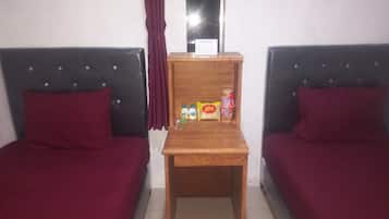 Free WiFi, bed sheets