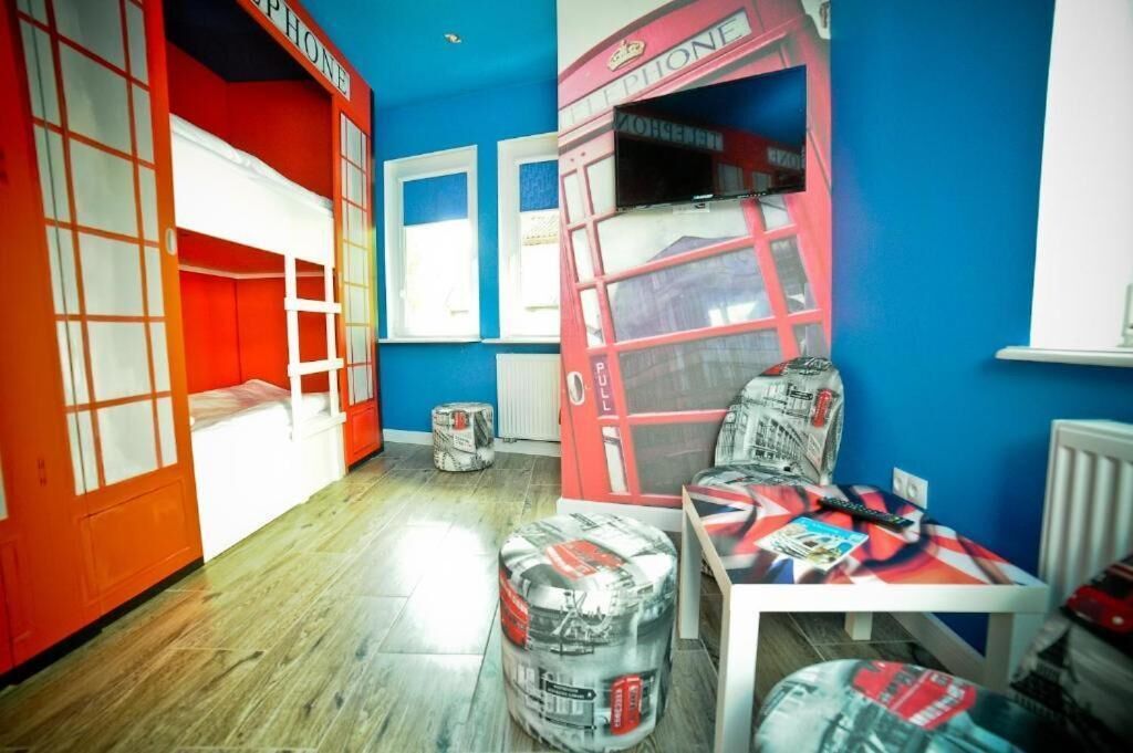 Asrama Umum, hanya perempuan, kamar mandi pribadi, pemandangan kanal | Setrika/meja setrika dan Wi-Fi gratis