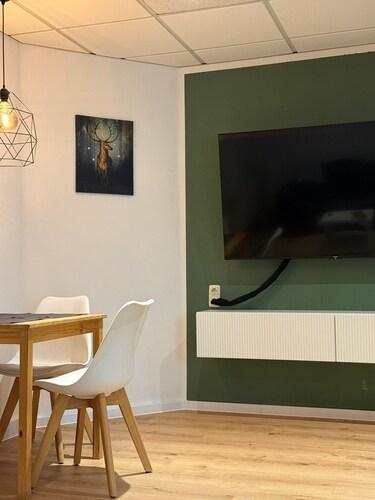 Apartment 'Ferien- Und Handwerkerwohnung' with Wi-Fi