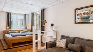 1 Schlafzimmer, Schreibtisch, WLAN