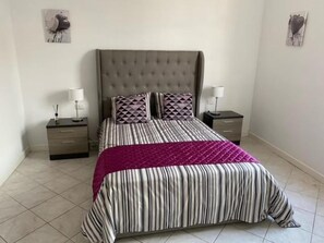 2 bedrooms, free WiFi, bed sheets - Pueblo Primavera With sea Views (San Miguel de Abona)