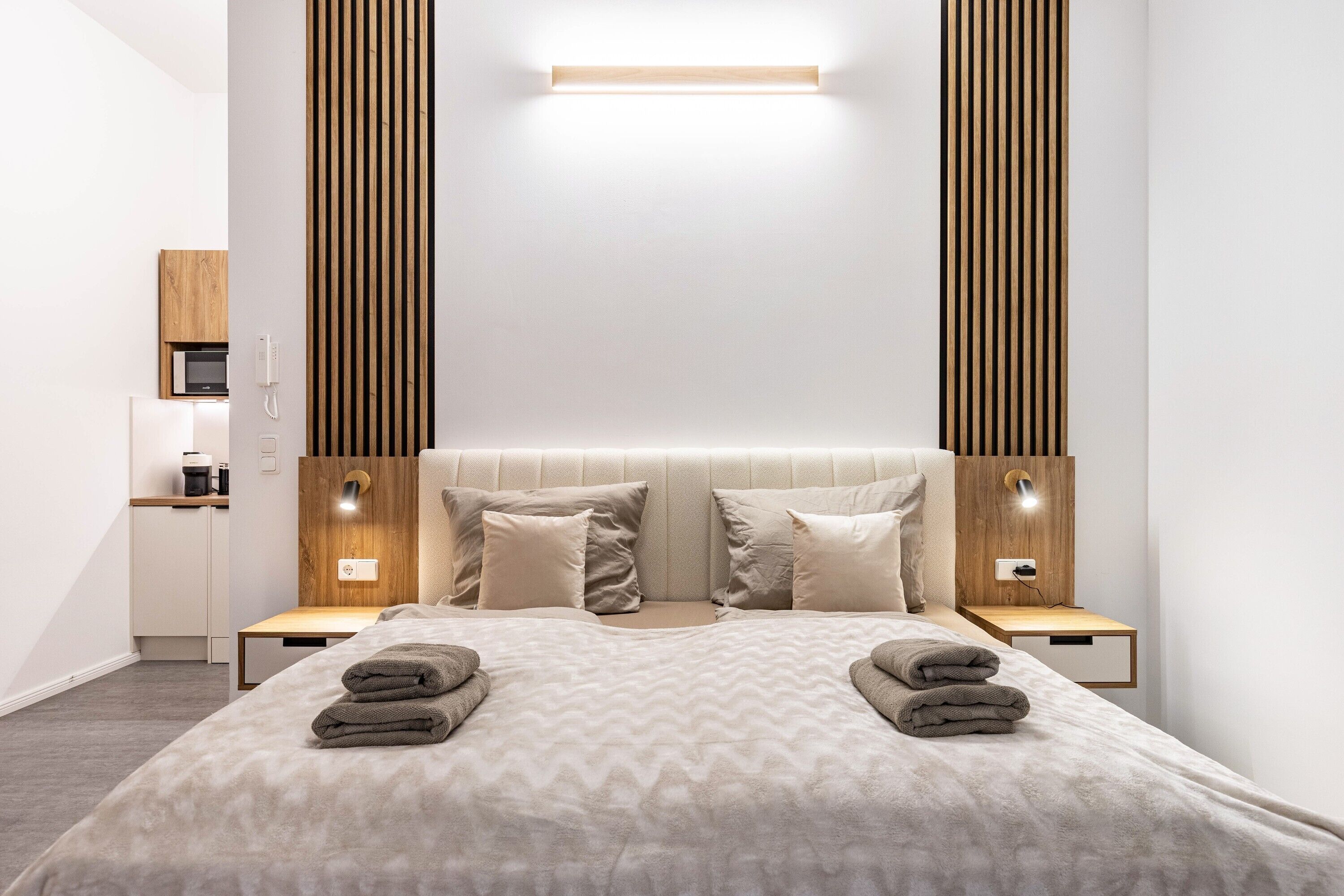 1 camera, Wi-Fi, lenzuola