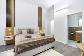 2 makuuhuonetta, Wi-Fi, vuodevaatteet