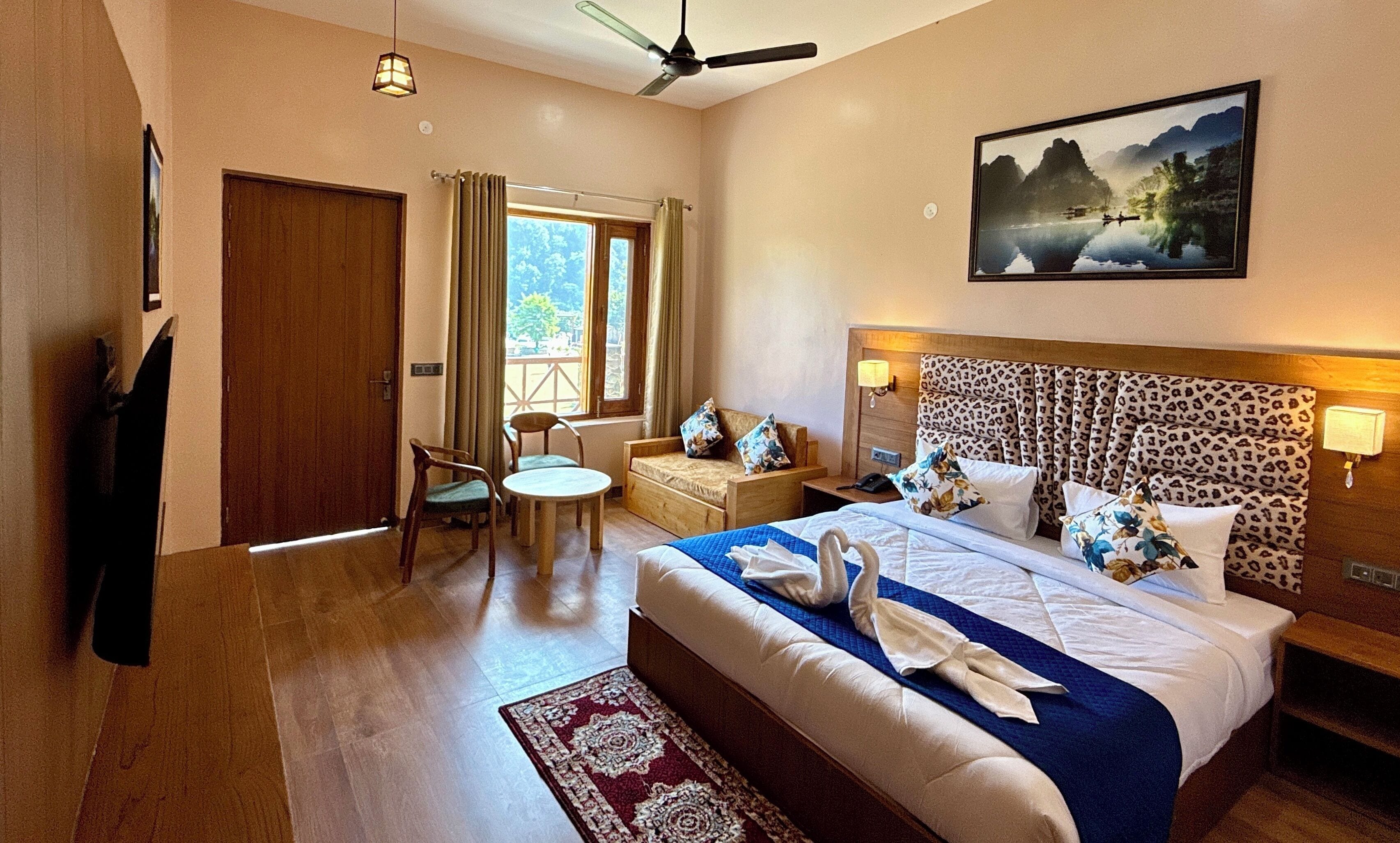 高级双人房, 山景 | 客房内保险箱、遮光窗帘、熨斗/熨板、免费 WiFi