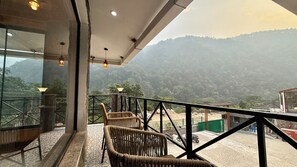 Lägenhet Superior - utsikt mot bergen | Terrass/Patio