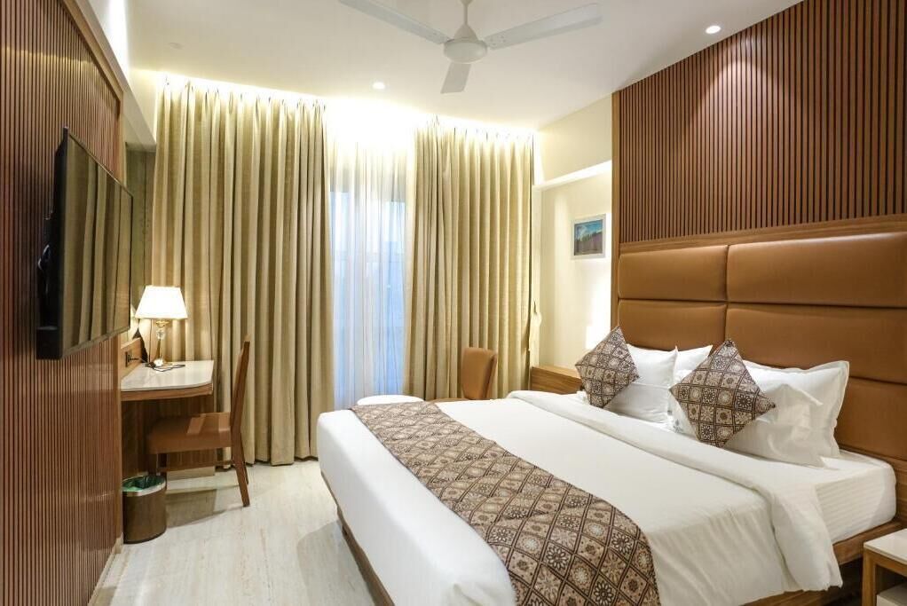 In-room safe, laptop workspace, soundproofing, iron/ironing board