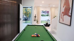 Ferienhaus, 6 Schlafzimmer, Raucher, eigener Pool | Spielezimmer